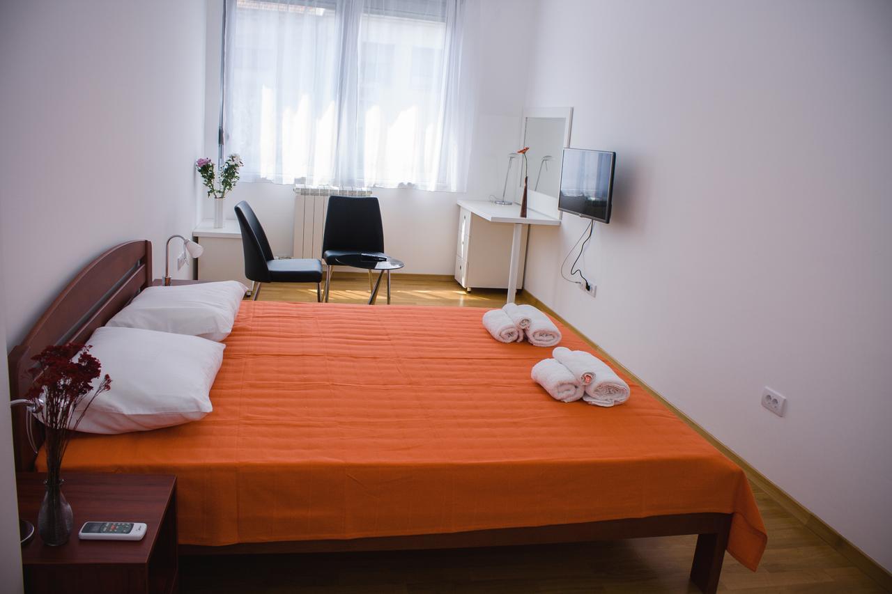 בלגרד Botanical Garden Apartments מראה חיצוני תמונה